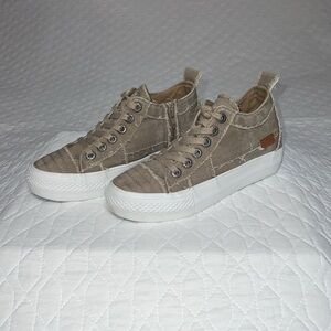 Blowfish Malibu Women’s Sneaker